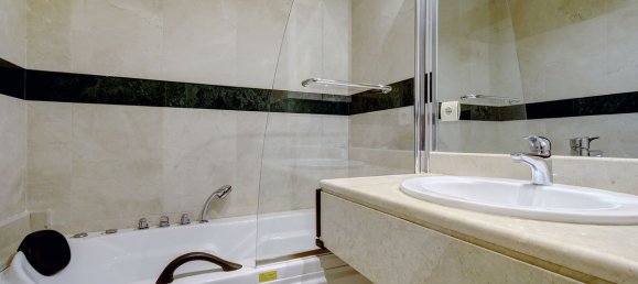 Квартира с 3 спальнями в Марбелья, Испания № 31203 70