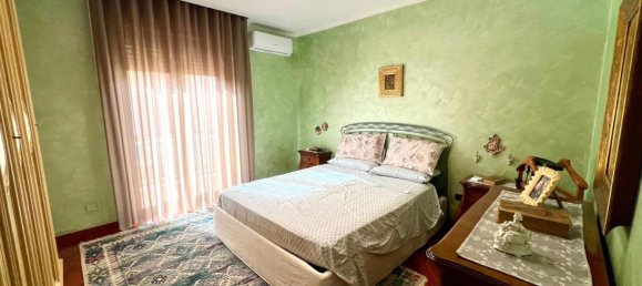 Квартира с 2 спальнями в Поццуоли, Италия № 340963 8