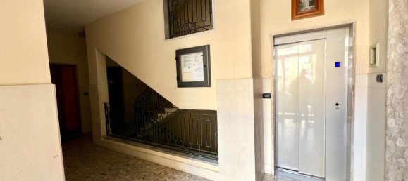 Квартира с 2 спальнями в Поццуоли, Италия № 340963 20