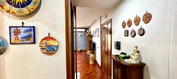 Квартира с 2 спальнями в Поццуоли, Италия № 340963 7