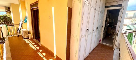 Квартира с 2 спальнями в Поццуоли, Италия № 340963 15