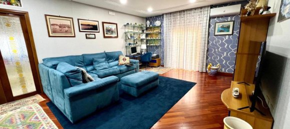 Квартира с 2 спальнями в Поццуоли, Италия № 340963 2