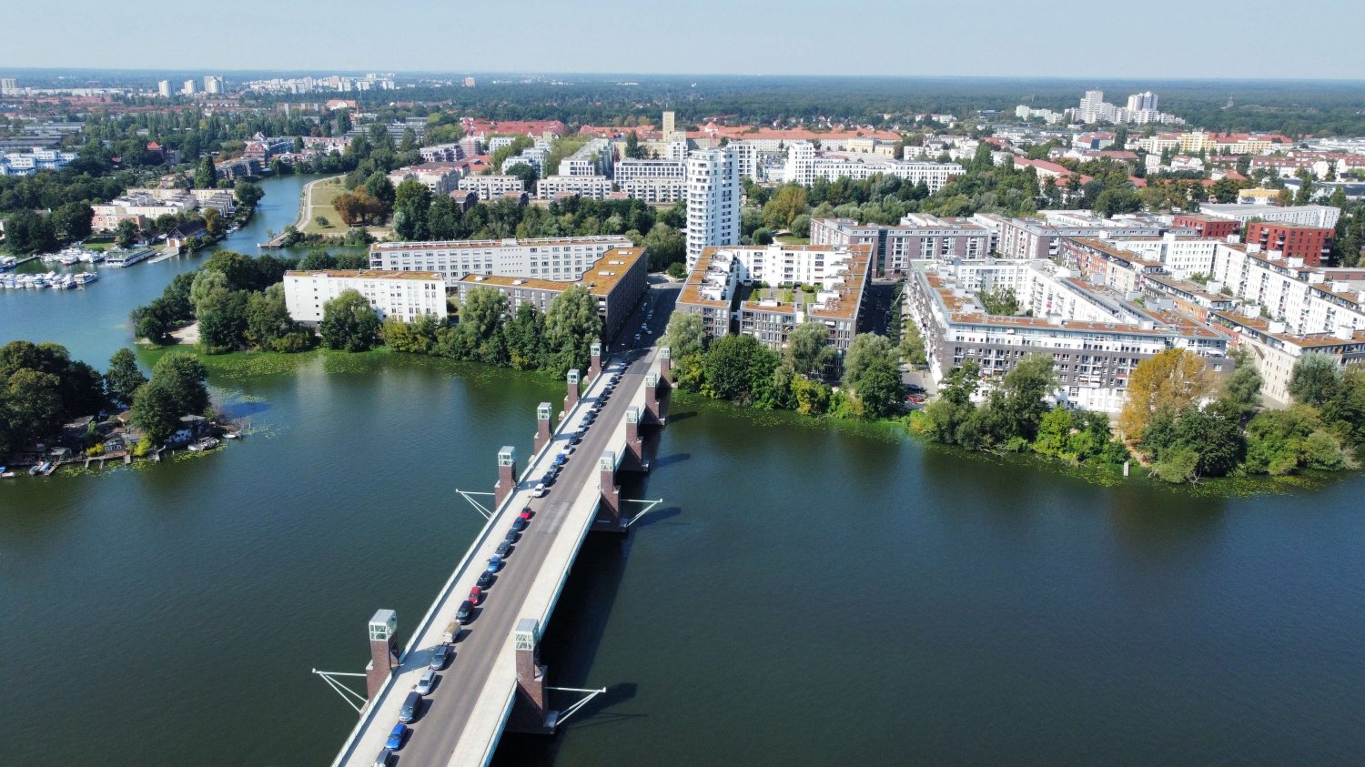 Apartamento de 1 dormitorio en Hakenfelde, Germany No. 12439