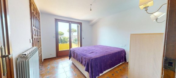 4 bedrooms House in El Masnou, Spain No. 169850 37