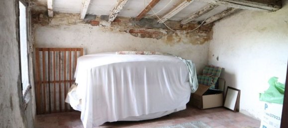 5 rooms House in Foiano della Chiana, Italy No. 225741 3