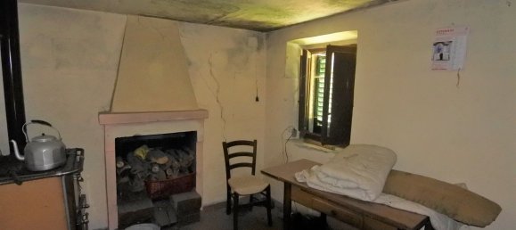 Casa de 8 habitaciónes en Cantagallo, Italy No. 89814 5