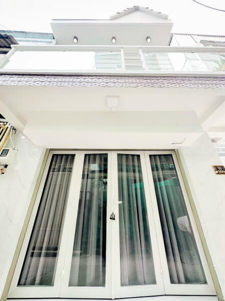 55m² House in District 7, Vietnam No. 7451