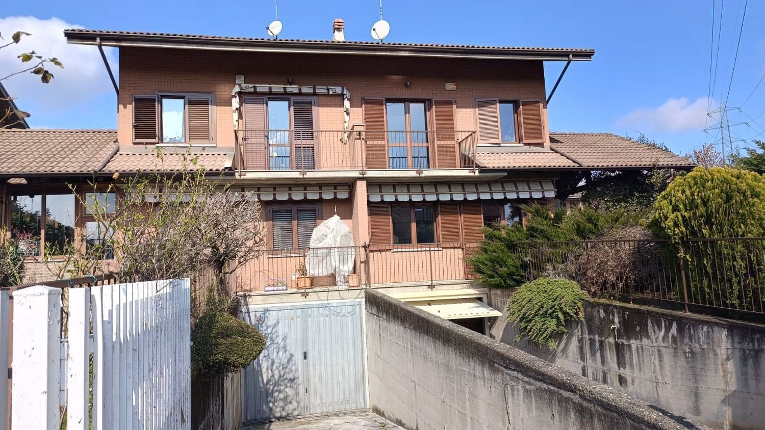 Villa de 5 habitaciónes en San Gillio, Italy No. 71165