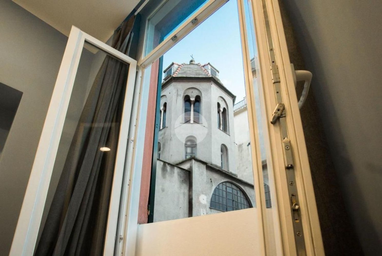 5 Schlafzimmer Wohnung in Genoa, Italy, Nr. 339983