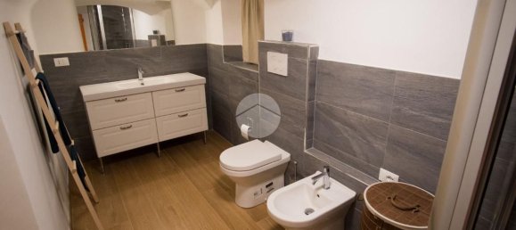 5 Schlafzimmer Wohnung in Genoa, Italy, Nr. 339983 18