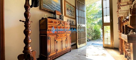 4 bedrooms Villa in Novi di Modena, Italy No. 59540 7