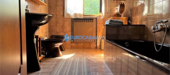 4 bedrooms Villa in Novi di Modena, Italy No. 59540 21