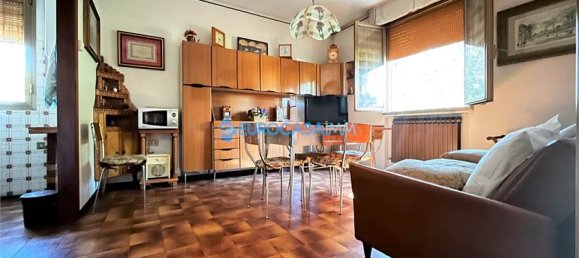 4 bedrooms Villa in Novi di Modena, Italy No. 59540 9