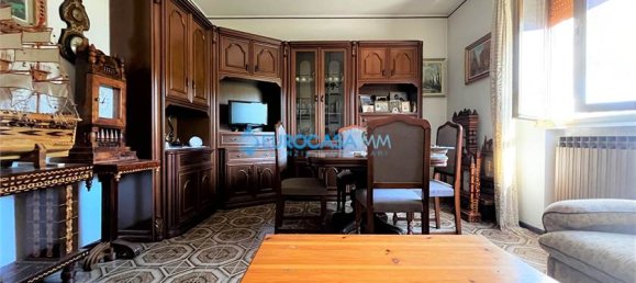 4 bedrooms Villa in Novi di Modena, Italy No. 59540 12