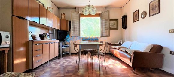 4 bedrooms Villa in Novi di Modena, Italy No. 59540 10