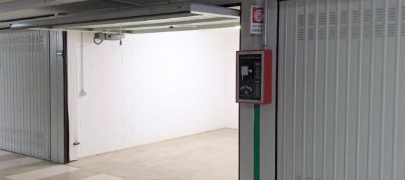 18m² Garage in Padua, Italy No. 29896 6