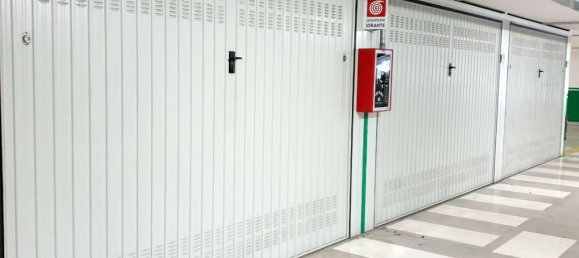 18m² Garage in Padua, Italy No. 29896 5