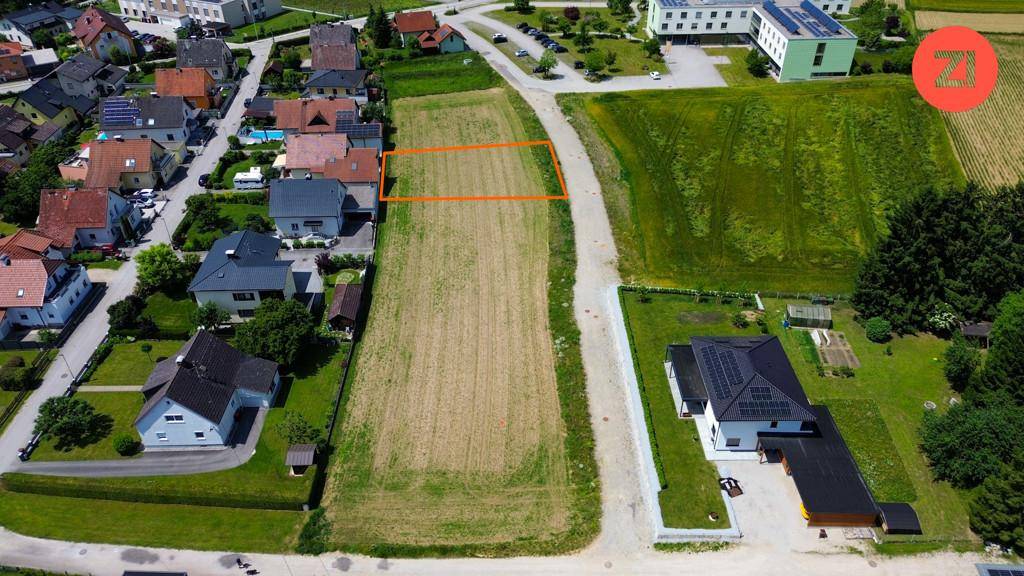 677m² Land in Hartkirchen, Austria No. 165635
