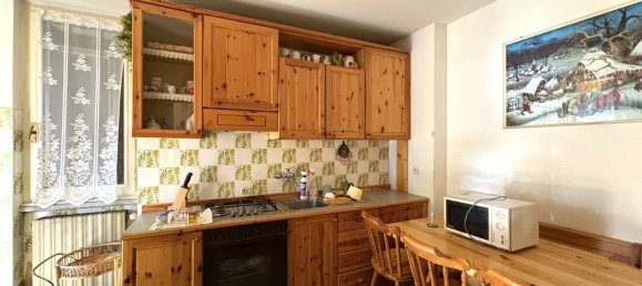 3 Schlafzimmer Haus in Bee, Italy, Nr. 282894 7