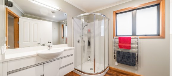 8 Schlafzimmer Haus in Mangaroa, New Zealand, Nr. 55 13