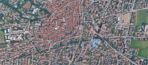 6-salle Appartement à Volpiano, Italy No. 289941 2