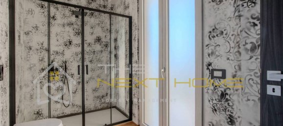 2 bedrooms Penthouse in Florence, Italy No. 328815 12