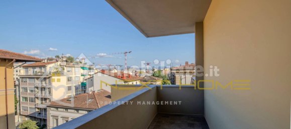 2 bedrooms Penthouse in Florence, Italy No. 328815 22