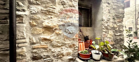 3 bedrooms Apartment in Gualdo Cattaneo, Italy No. 151968 34