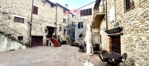 3 bedrooms Apartment in Gualdo Cattaneo, Italy No. 151968 26