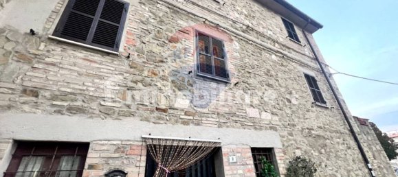 3 bedrooms Apartment in Gualdo Cattaneo, Italy No. 151968 8