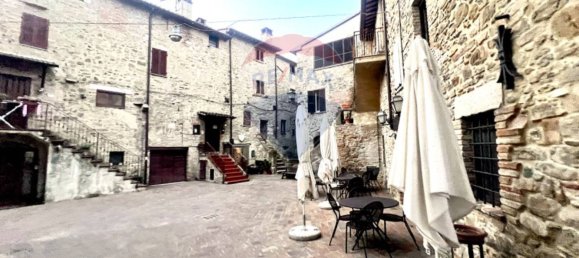 3 bedrooms Apartment in Gualdo Cattaneo, Italy No. 151968 25