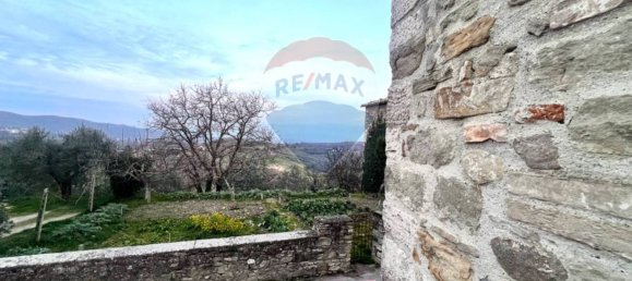 3 bedrooms Apartment in Gualdo Cattaneo, Italy No. 151968 6