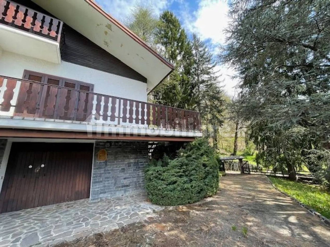 6 غرف نوم فيلا في Barzio, Italy رقم 323520