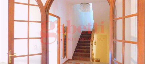 Villa de 5 dormitorios en Venafro, Italy No. 117291 3