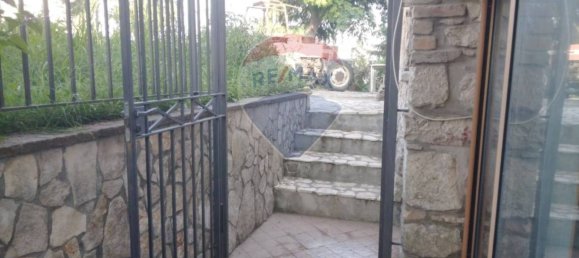 Apartamento de 1 dormitorio en Spigno Saturnia, Italy No. 302530 2