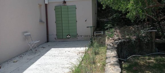 2 chambres Maison à Colli al Metauro, Italy No. 74891 3