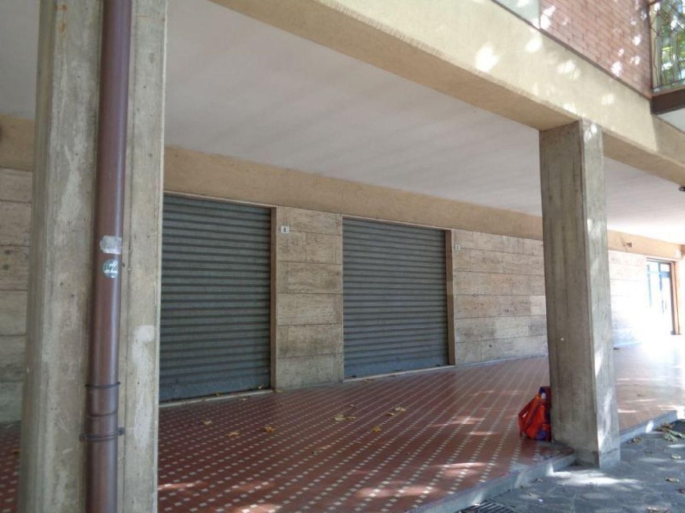 47m² Office in Sassuolo, Italy No. 83170