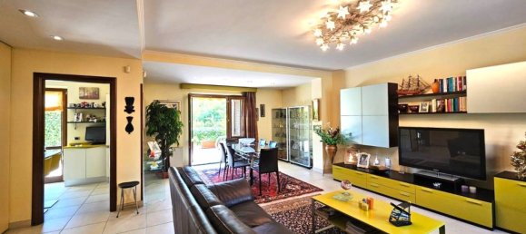 3 bedrooms House in Frosinone, Italy No. 293905 5