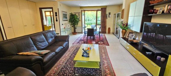 3 bedrooms House in Frosinone, Italy No. 293905 6