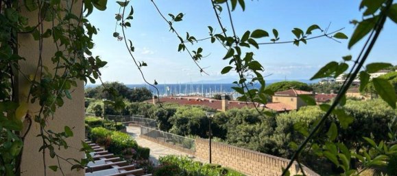 2 bedrooms Apartment in Castiglione della Pescaia, Italy No. 1574 7