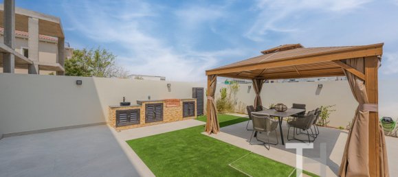 4 bedrooms Villa in Jumeirah Park, UAE No. 33262 9