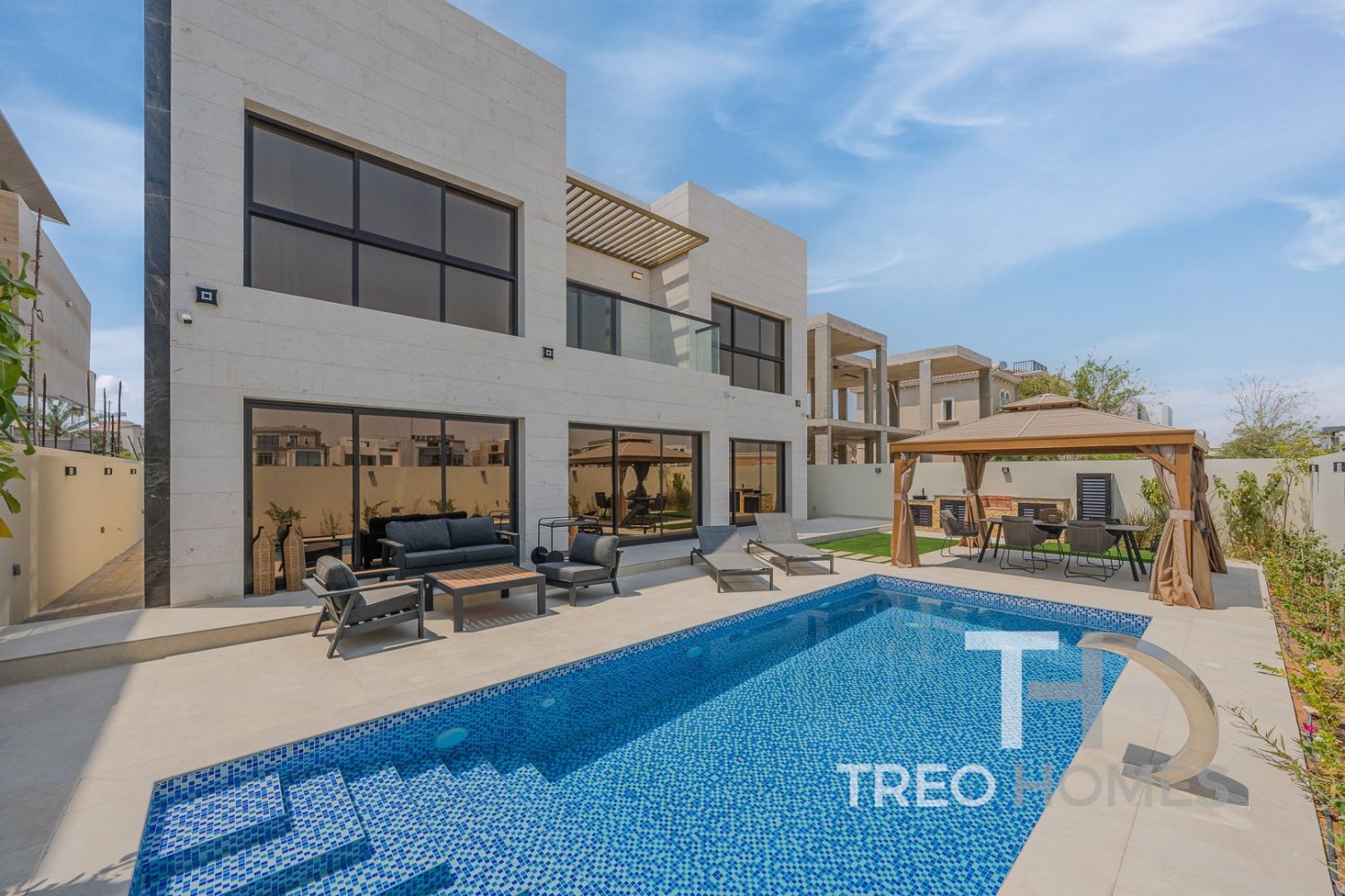 4 bedrooms Villa in Jumeirah Park, UAE No. 33262