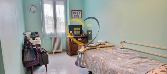 20-salle Bâtiment à Saint-Florent-sur-Cher, France No. 89095 7