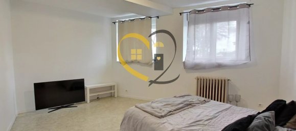 20-salle Bâtiment à Saint-Florent-sur-Cher, France No. 89095 8