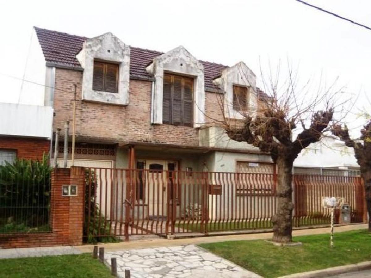 3 Schlafzimmer Haus in Moron, Argentina, Nr. 94588