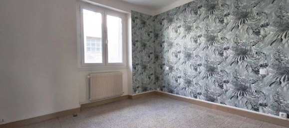 3 bedrooms House in Sorgues, France No. 355559 4