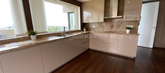 4 غرف نوم منزل في Malaga, Spain رقم 42423 8