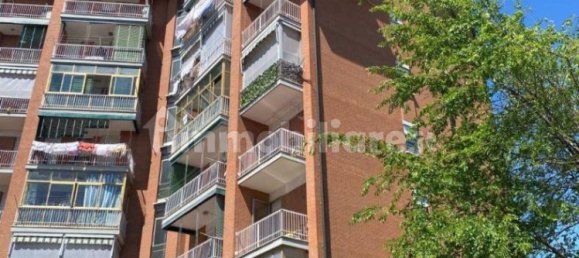 5 bedrooms Apartment in Orbassano, Italy No. 311471 2