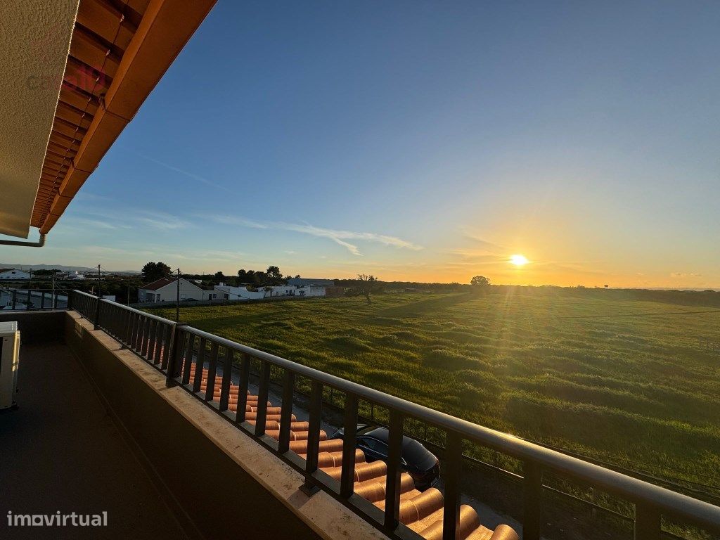 5 bedrooms House in Samouco, Portugal No. 104956