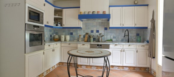 5 bedrooms House in Villiers-Saint-Frederic, France No. 321855 3